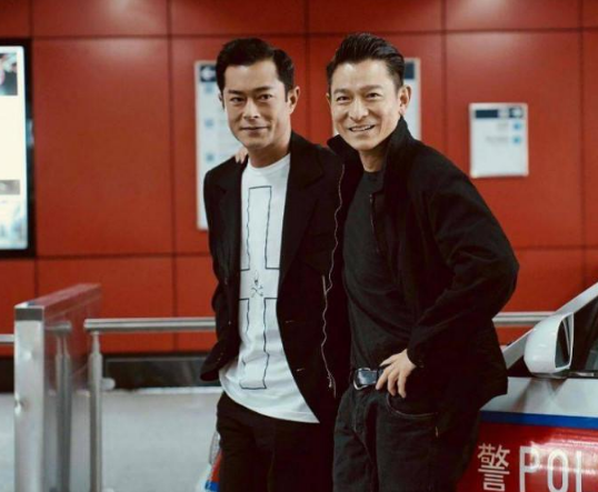 174cm刘德华遇上180cm古天乐,网友:天王也谎报身高?