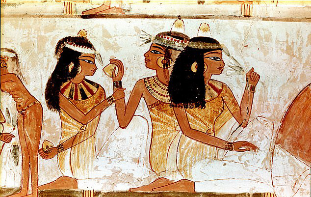 埃及艳后的香水究竟是什么样?你也可以根据2000年前