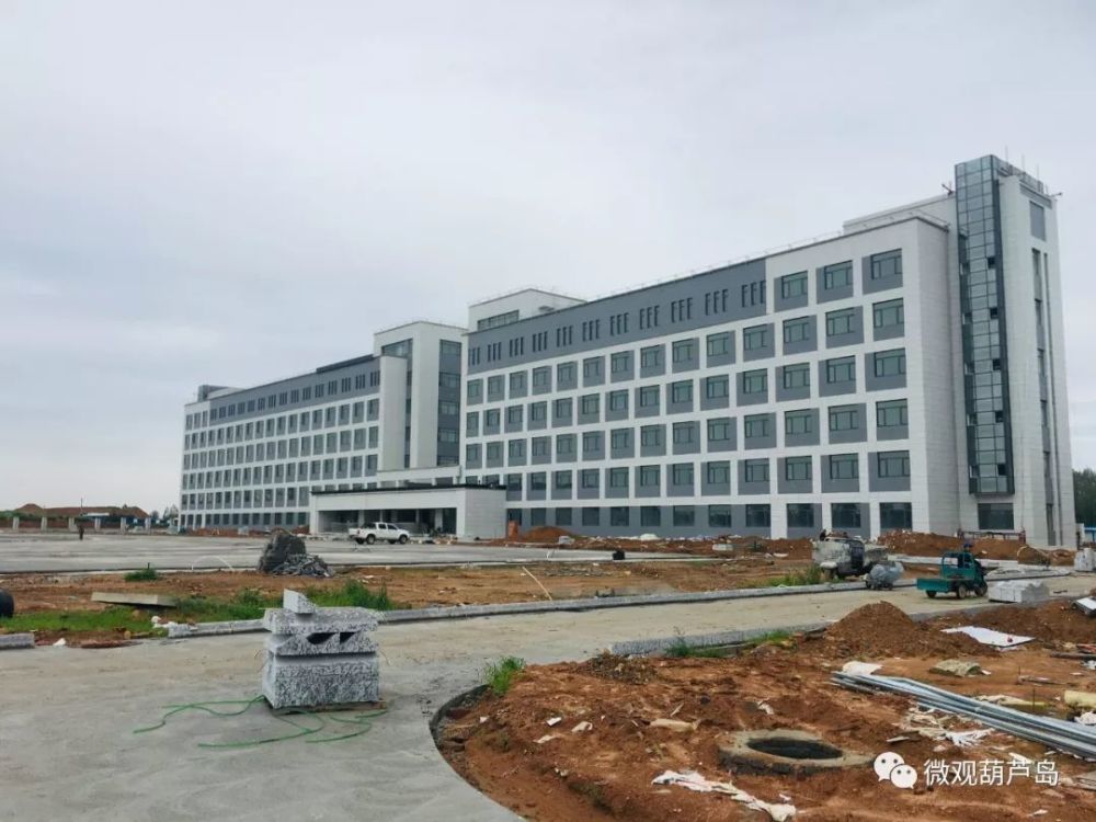 兴城一高中新校园主体全面竣工,周边崛起新楼盘,房价高的惊人!