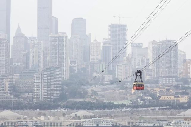 夜游人气城市!山城璀璨夜景,南岸一览而尽!