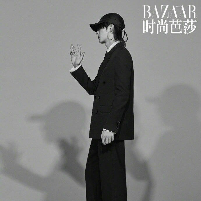 王一博西装,高级灰色调大秀绅士风!网友:最帅蓝忘机