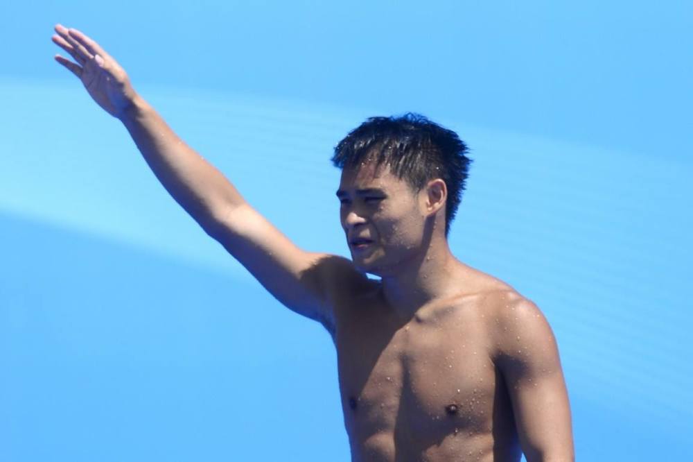 跳水冠军李世鑫晒照,曾是海军运动员,31岁入澳籍,经常回中国