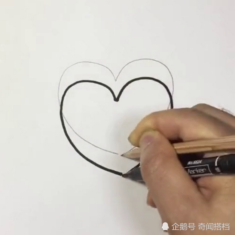 美术生教学画爱心开始觉得太幼稚画纸一裁3d效果就出来