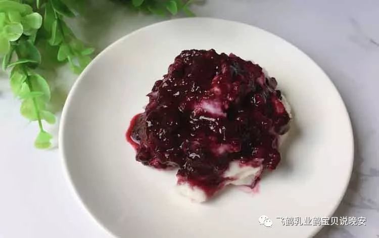 宝宝辅食分享:蓝莓山药泥