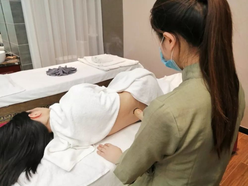 最近广元这个地方大批美女频繁出入,竟然是因为.