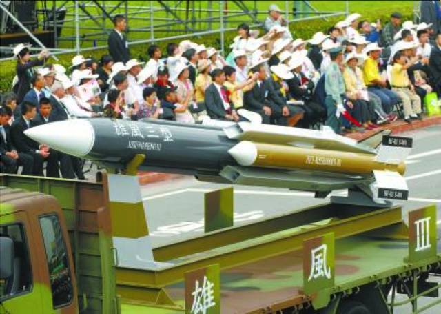 “雄风三”总师评论辽宁舰时犯了多少低级错误