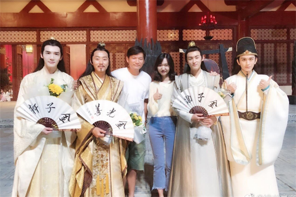 《陈情令》人气多旺?王一博涨粉747万,肖战粉丝直逼