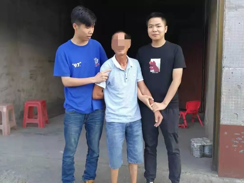 刑警大队抓获逃犯黄某,李某,陈某;石桥派出所抓获逃犯胡某祥,胡某华