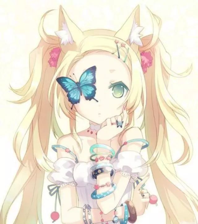 梦幻世界的白龙和娇小玲珑的"白龙"公主 二次元美少女,打扮简单,坦荡
