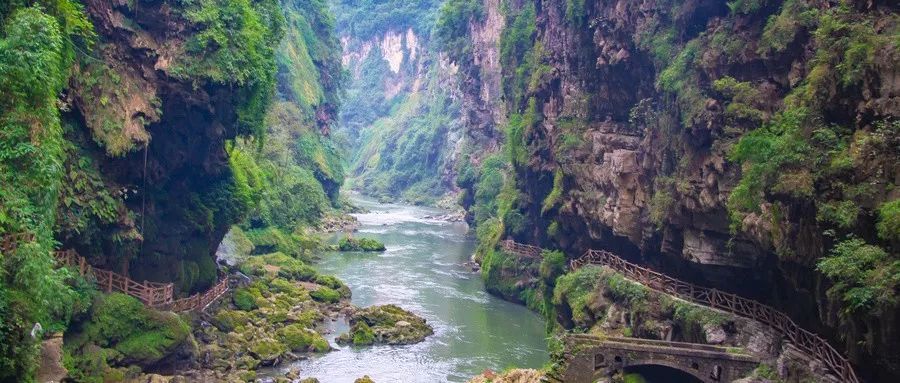 马岭河峡谷 (via摄图网)
