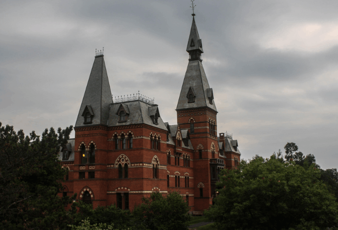 纽约伊萨卡的五大建筑, 必要的旅行目的地