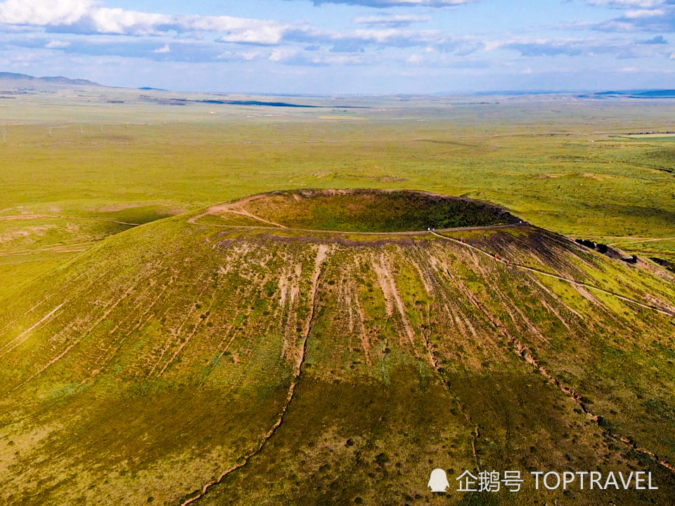 内蒙察哈尔右翼后旗乌兰哈达苏木境内的察哈尔火山地质公园