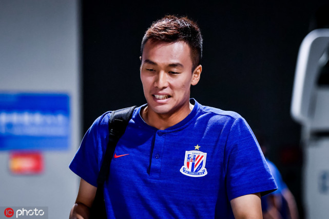 申花大巴比赛前半小时才抵达球场 十几公里开