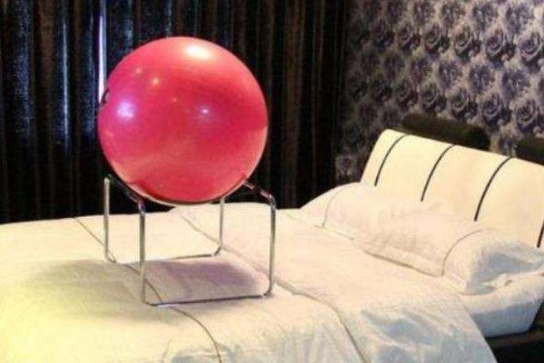 酒店情侣套房中的"圆球"有什么用?是摆设吗?到底有