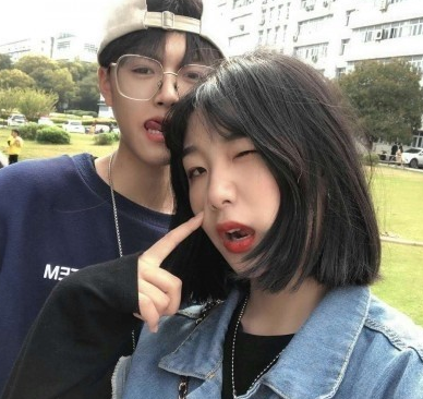 全网最"好看"情侣头像:我们温暖了彼此,心却还是靠不进!