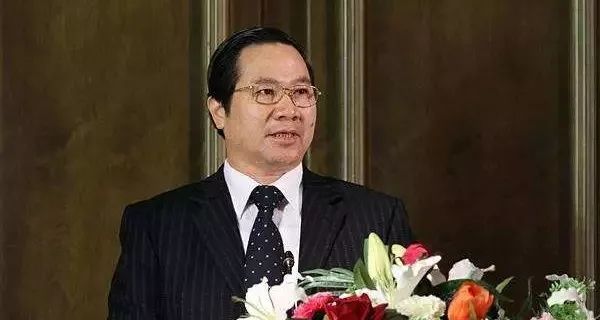 洪涛董事长_宏益国际董事长洪涛