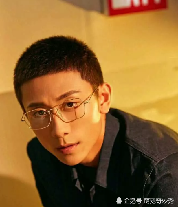"发型"决定颜值?这4位男星寸头也"帅",吴亦凡,黄景瑜