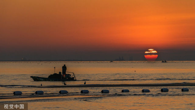 辽宁葫芦岛:东戴河海边日出风景如画