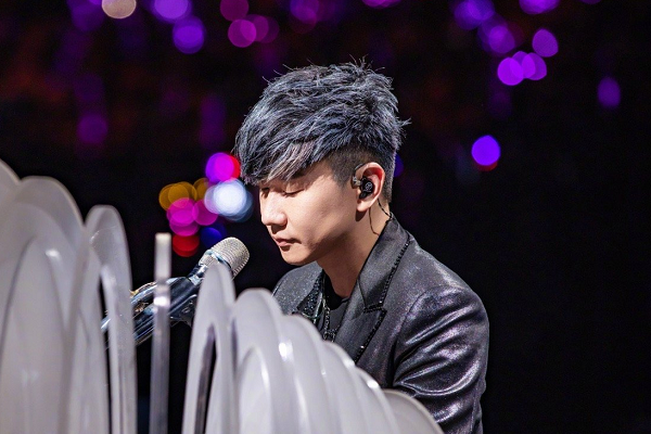 《四块五》听腻了?试试林俊杰的这4首歌,学生党已单曲