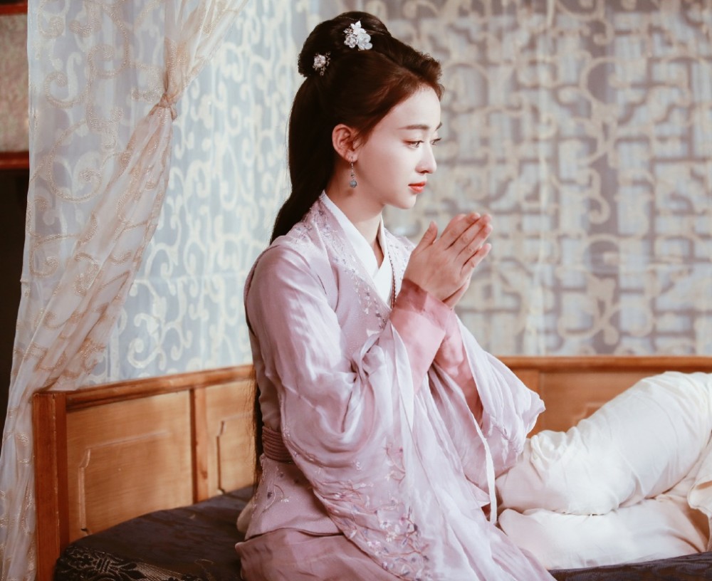 吴谨言的古装扮相,甜美清秀,美出天际