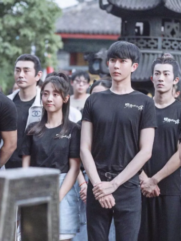 邢菲新剧开拍,搭档两大帅哥,粉丝:为了思追也要追剧
