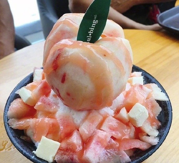 水蜜桃冰沙,一口下去超级解暑