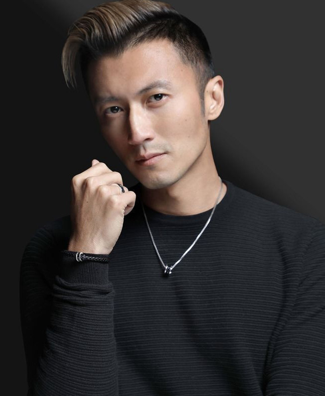 谢霆锋美照,帅气又不失优雅