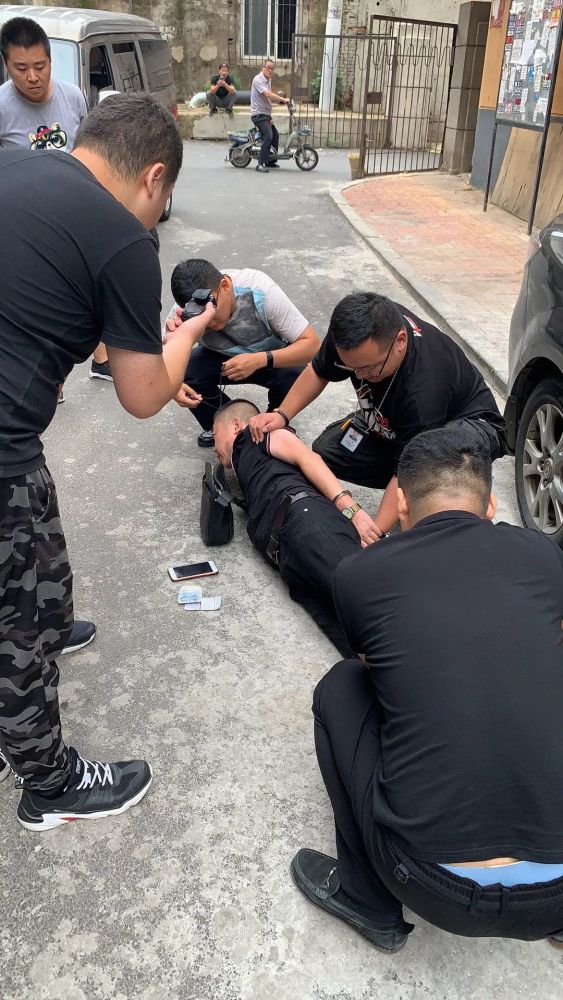 那群行走在刀尖上的人 走近一线缉毒民警,感受与毒贩
