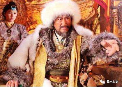 耶律楚材曾在金国任要职,又在元太祖十年降蒙古.