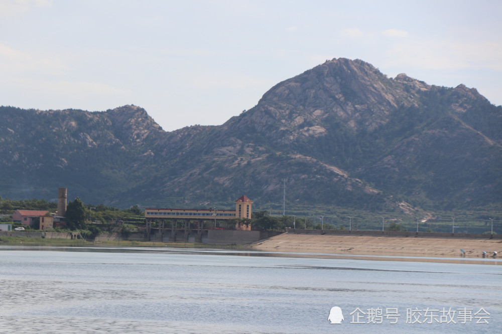 组图:青岛平度大泽山水库,群山环抱之间的一颗明珠