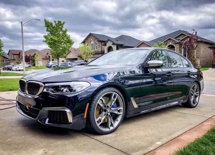 这台让国内bimmer眼馋的宝马m550i,给他最深的用车感受是?