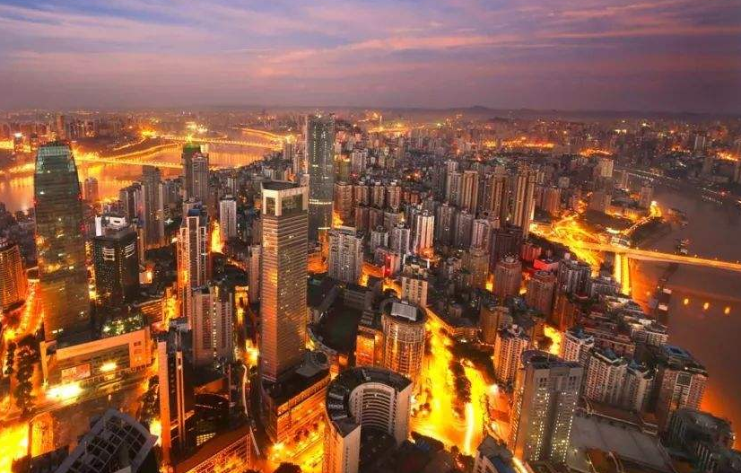 中国西部"最惊艳"的夜景城市,堪比上海和北京,还是个网红城市