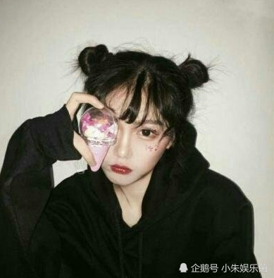 森系·腹黑·高冷女头像:只要长得丑,四海之内皆朋友!
