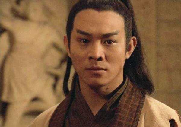 因为张三丰是倚天中公认的天下第一,比张无忌还厉害.