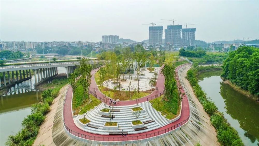 近日,位于安居区琼江生态湿地公园栖凤州建设基本完工,已对市民开放.