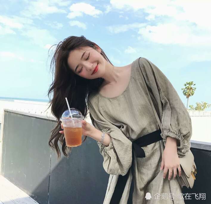 超"励志"女生头像:努力过得充实,别留给自己难过的机会