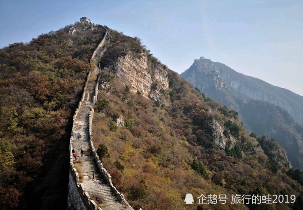 第三个,明长城唐山段 唐山市北部山区长城沿线,风貌古朴,荟萃了明长城