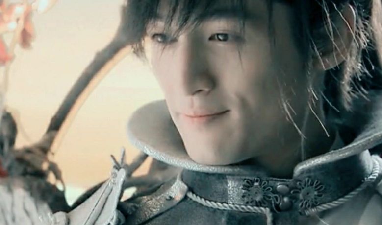 仙剑奇侠传:胡歌第一次做主演,胡歌当年也是小鲜肉一枚,不过这个小