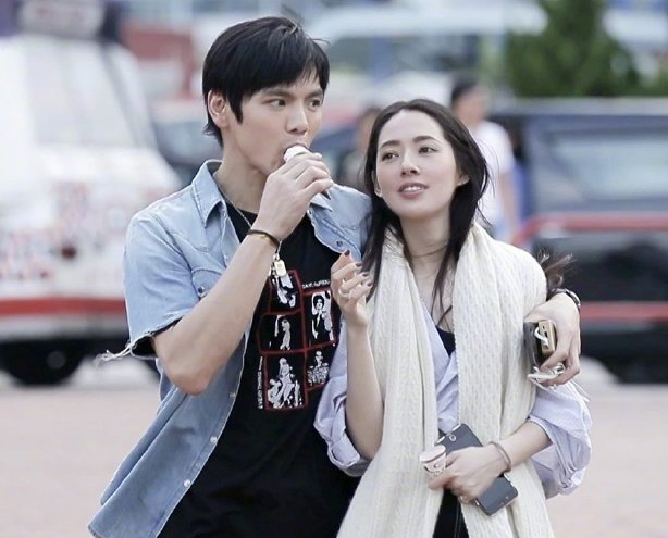 郭碧婷节目中扎了一个最丑丸子头暴露五官惊呆许多观众