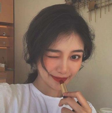 高冷·丧系·女生头像:为什么脑子不能像嘴巴一样沉默