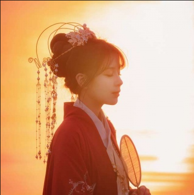 古风仙女·唯美意境·svip版女生头像:焚剑煮酒,对酒