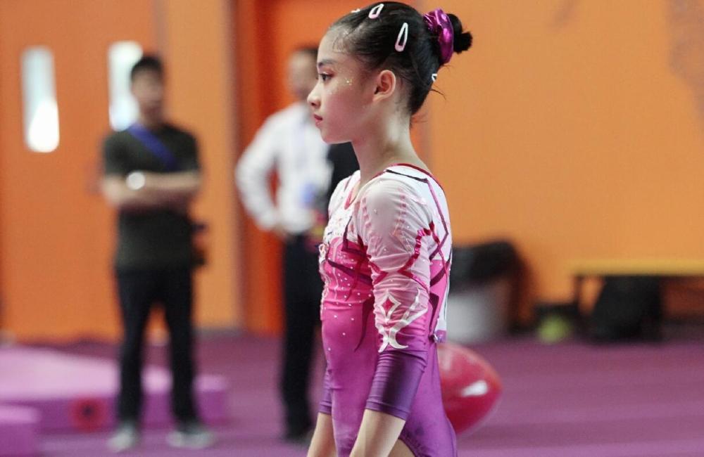中国体操女队世锦赛选拔测试 小美女李诗佳全能第一刘