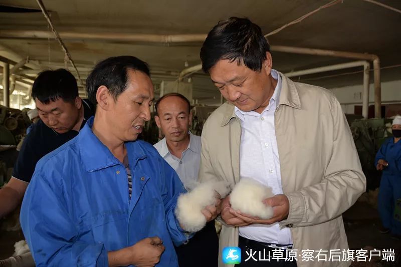 纪全富深入土牧尔台农畜产品加工工业园区调研企业建设运营情况