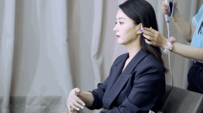 赵丽颖复出质疑声不断,能不能对产后妈妈宽容一点?