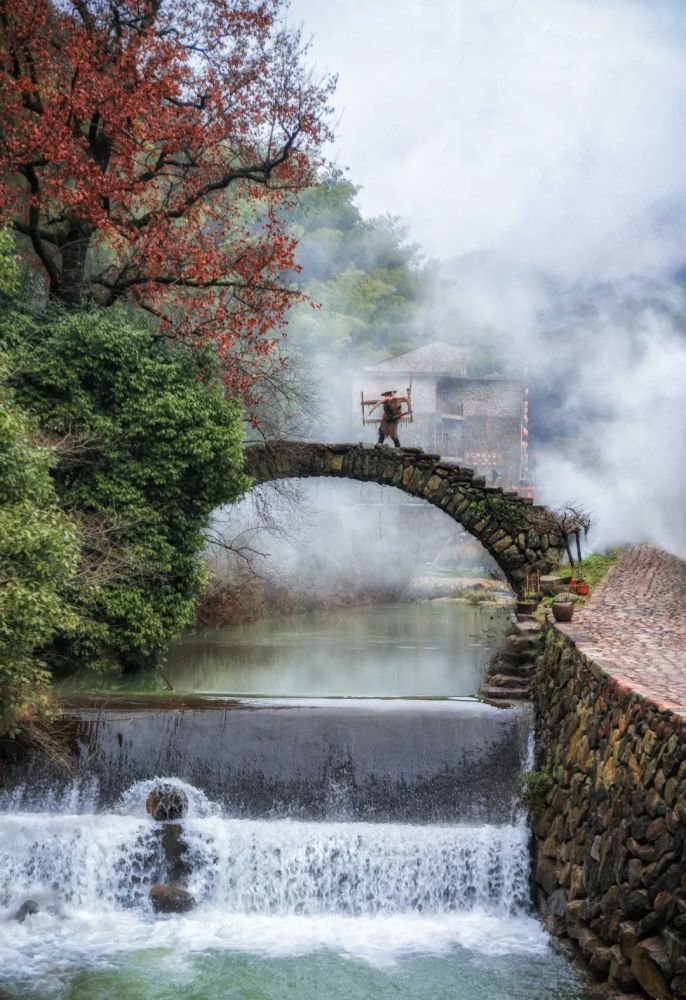 岩下石头村的美,引来香港《大公报》的关注