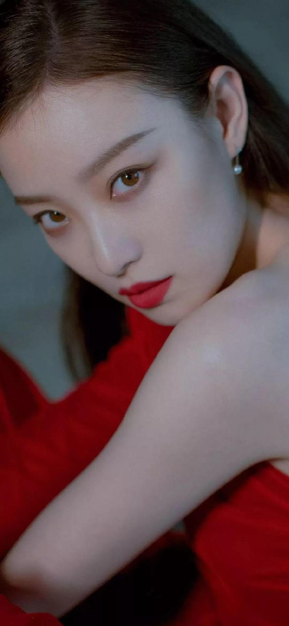 倪妮高冷性感成熟丰满多张美图值得收藏