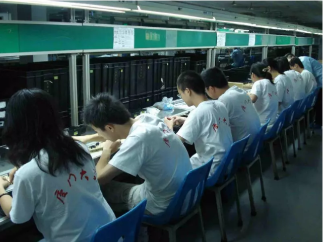 为什么在工厂上班,大家仍然会勾心斗角?说出来别不信