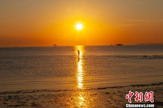 金秋到烟台看海上日出日落