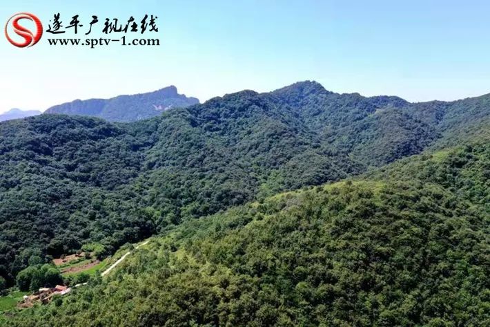 初秋龙天沟风景区风光美如画