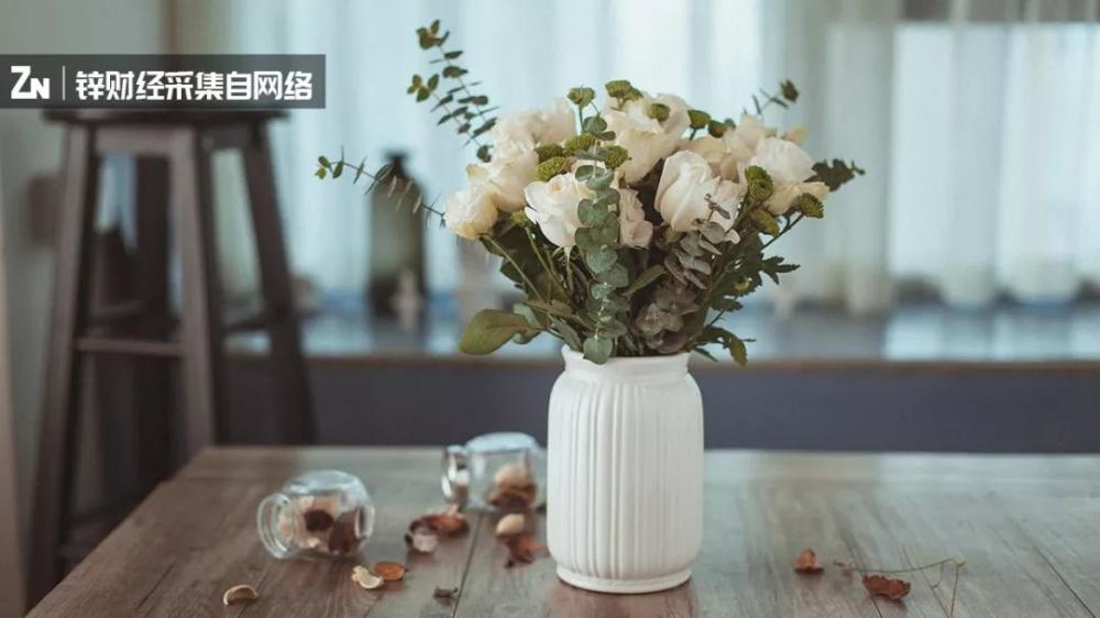 鲜花电商大逃杀后，幸存者的破局路